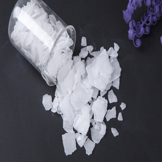 Naoh Caustic Soda 99 Flakes Πρώτης κατηγορίας προϊόν για την επεξεργασία λυμάτων